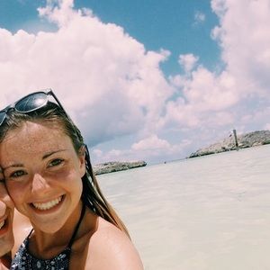 Meet your Posher, Megan